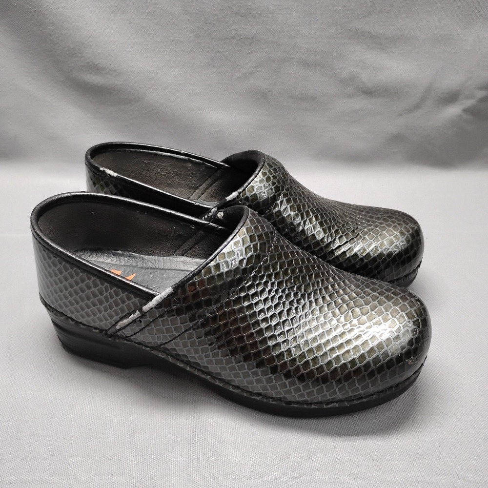 Dansko Womens Professional Clogs Black Snake Embossed Leather Size 39